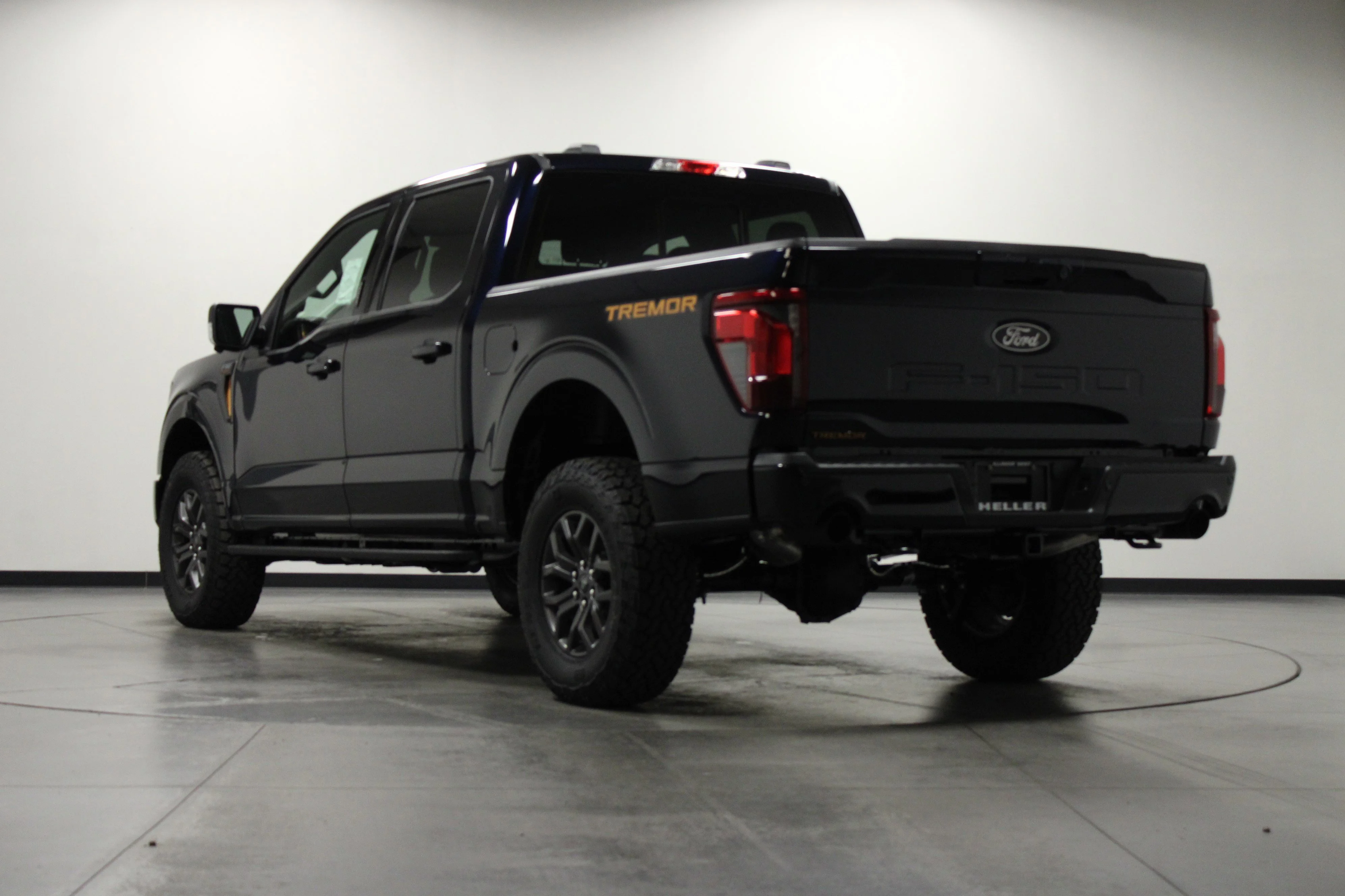 New 2026 Antimatter Blue Metallic Ford Tremor® image 6