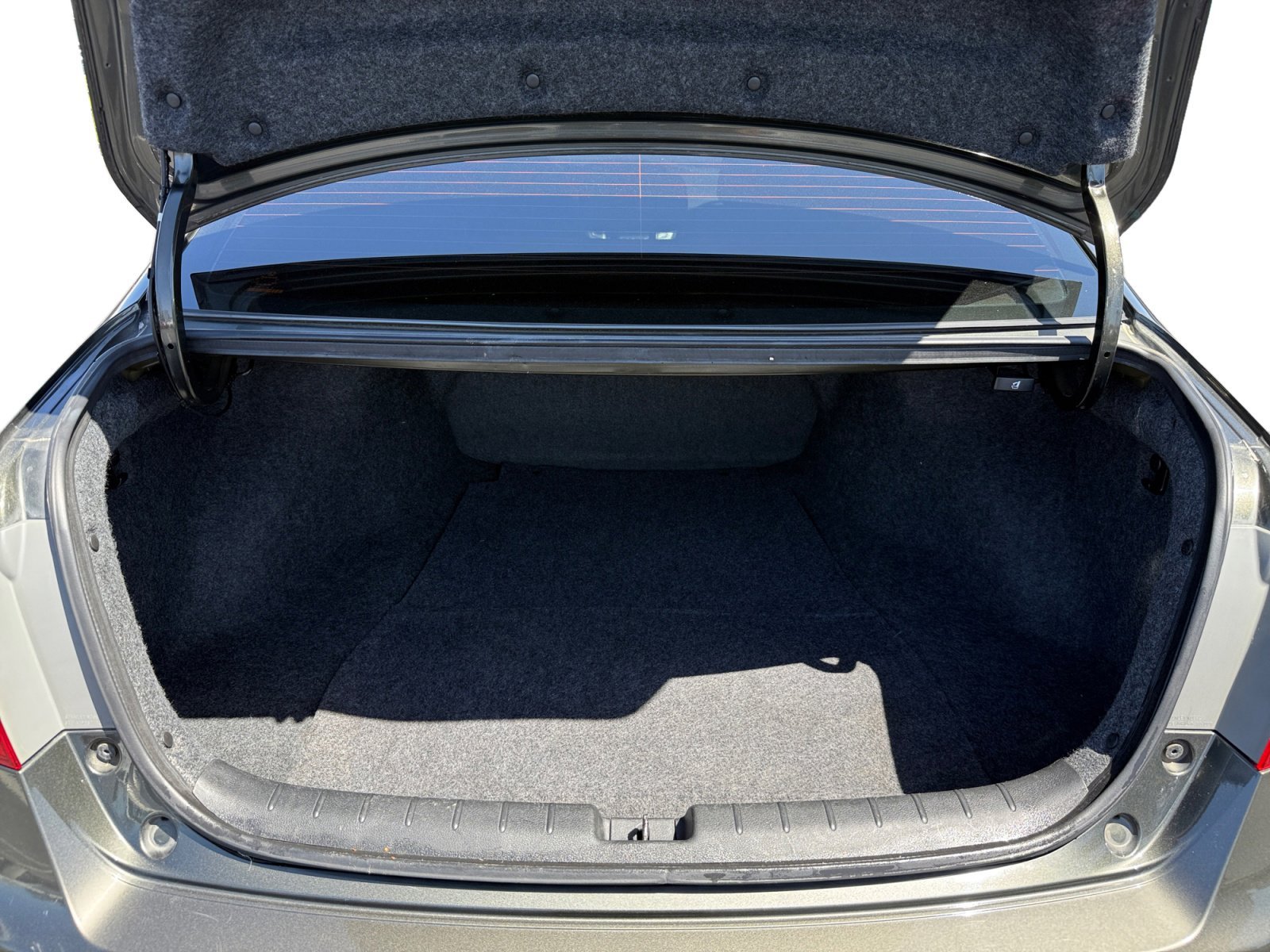 Used 2013 Gray Honda LX image 17
