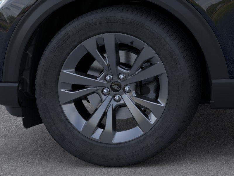 Used 2026 Agate Black Metallic Ford Active image 19