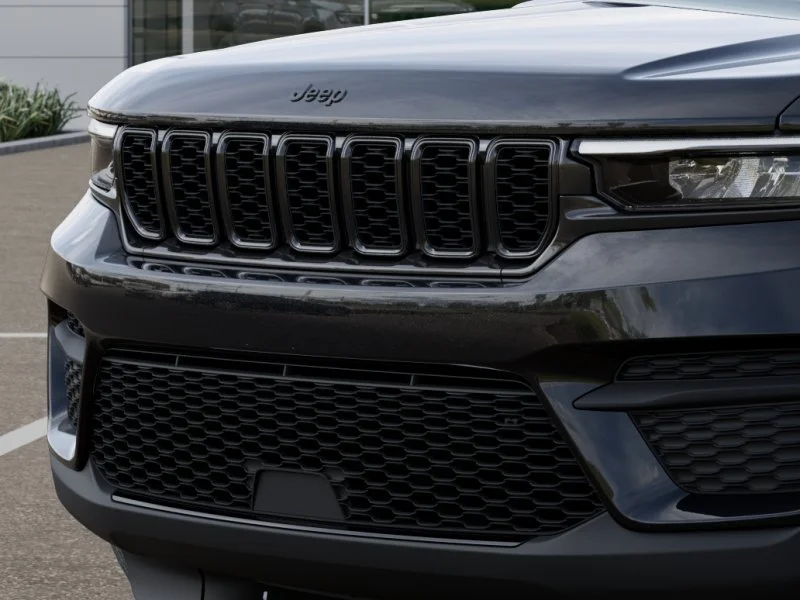 2025 Jeep Grand Cherokee Altitude - Photo 36