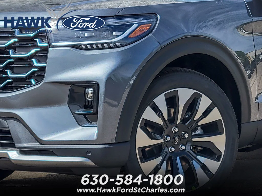 New 2026 Carbonized Gray Metallic Ford Platinum™ image 2