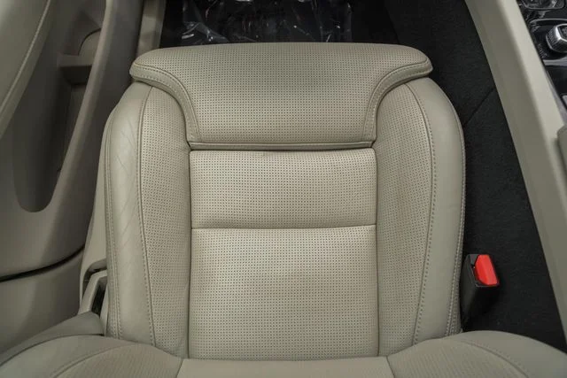 Used 2022 Denim Blue Volvo Inscription image 32