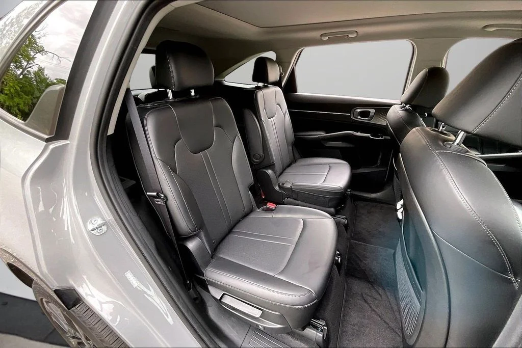 Used 2023 Gray Kia SX image 27