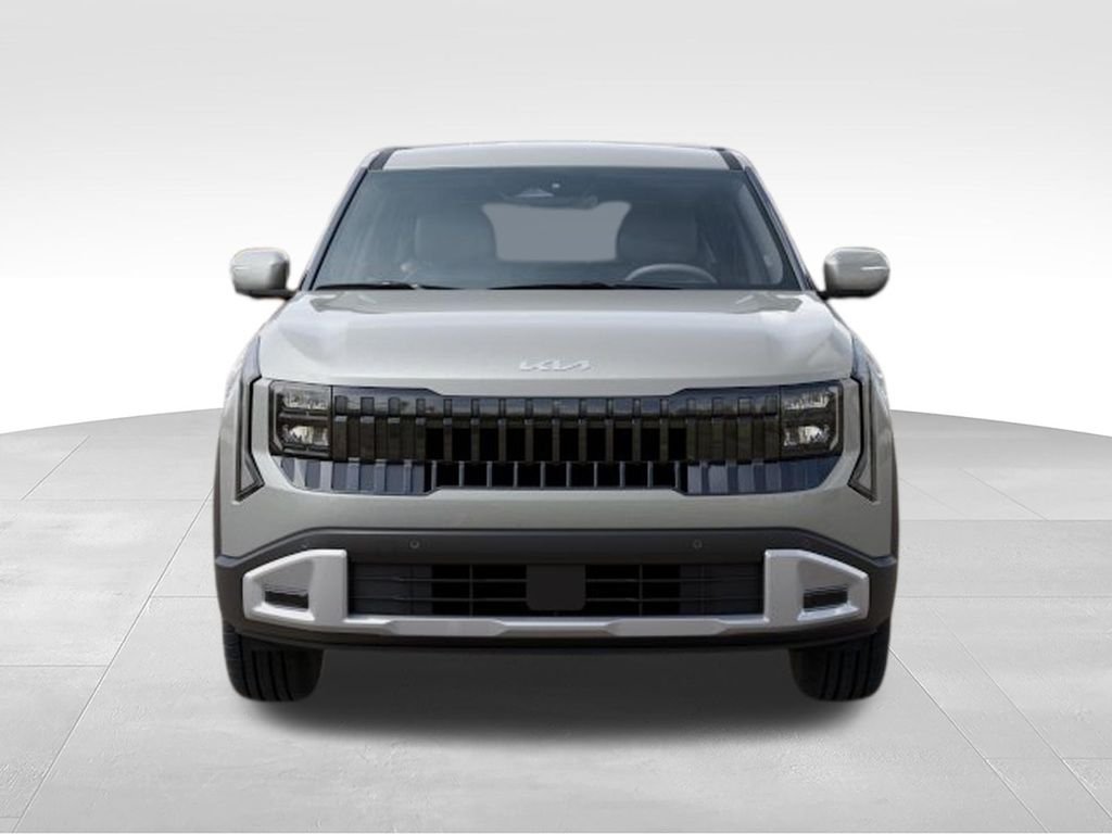 New 2027 Ivory Silver Kia LX image 2