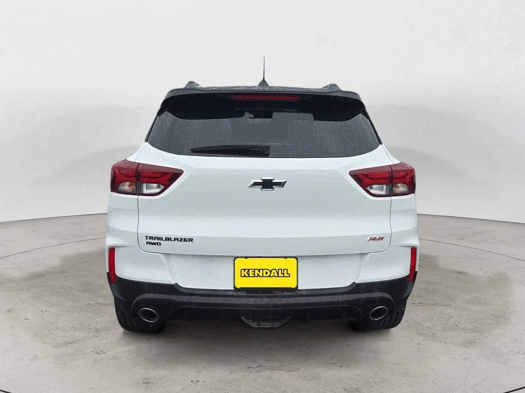 Used 2023 Summit White Chevrolet RS image 6