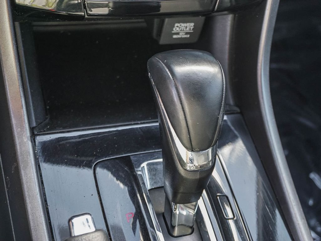 Used 2016 White Honda Sport image 22