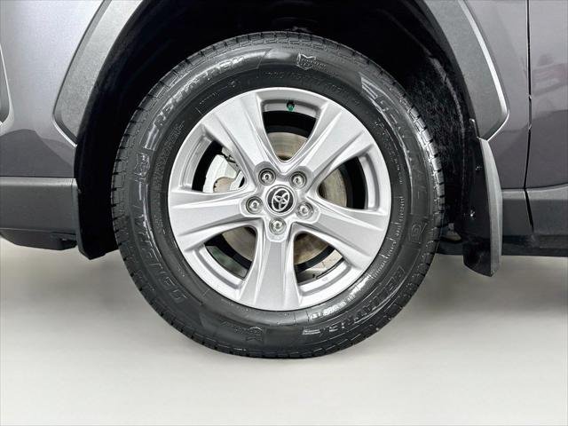 Certified Used 2025 MAGNETIC GRAY MET. Toyota  image 43
