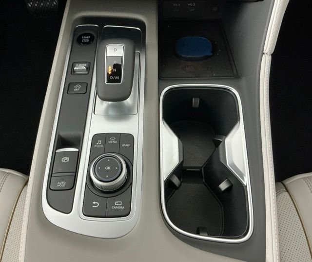 New 2027 2T RAD WHT INFINITI Autograph AWD image 20