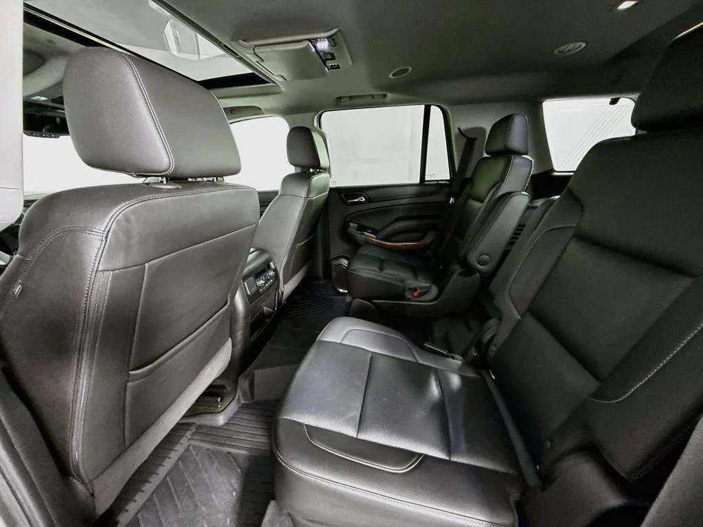 Used 2018 Silver Ice Metallic Chevrolet Premier image 26
