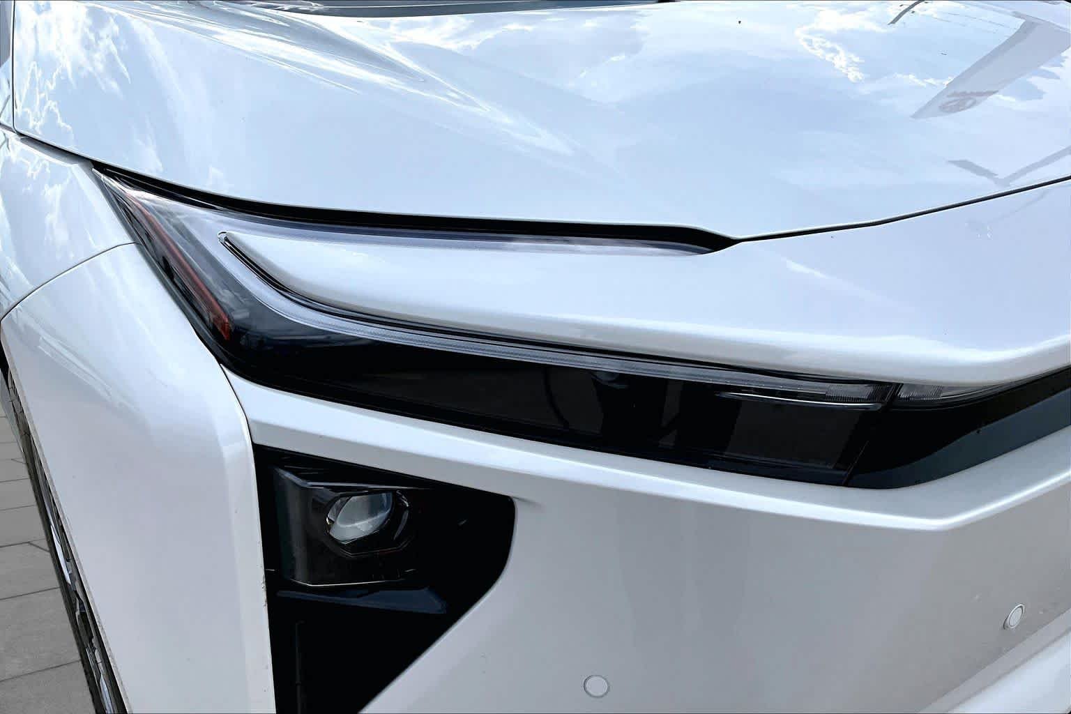 Certified Used 2026 Wind Chill Pearl Toyota XLE Plus image 26