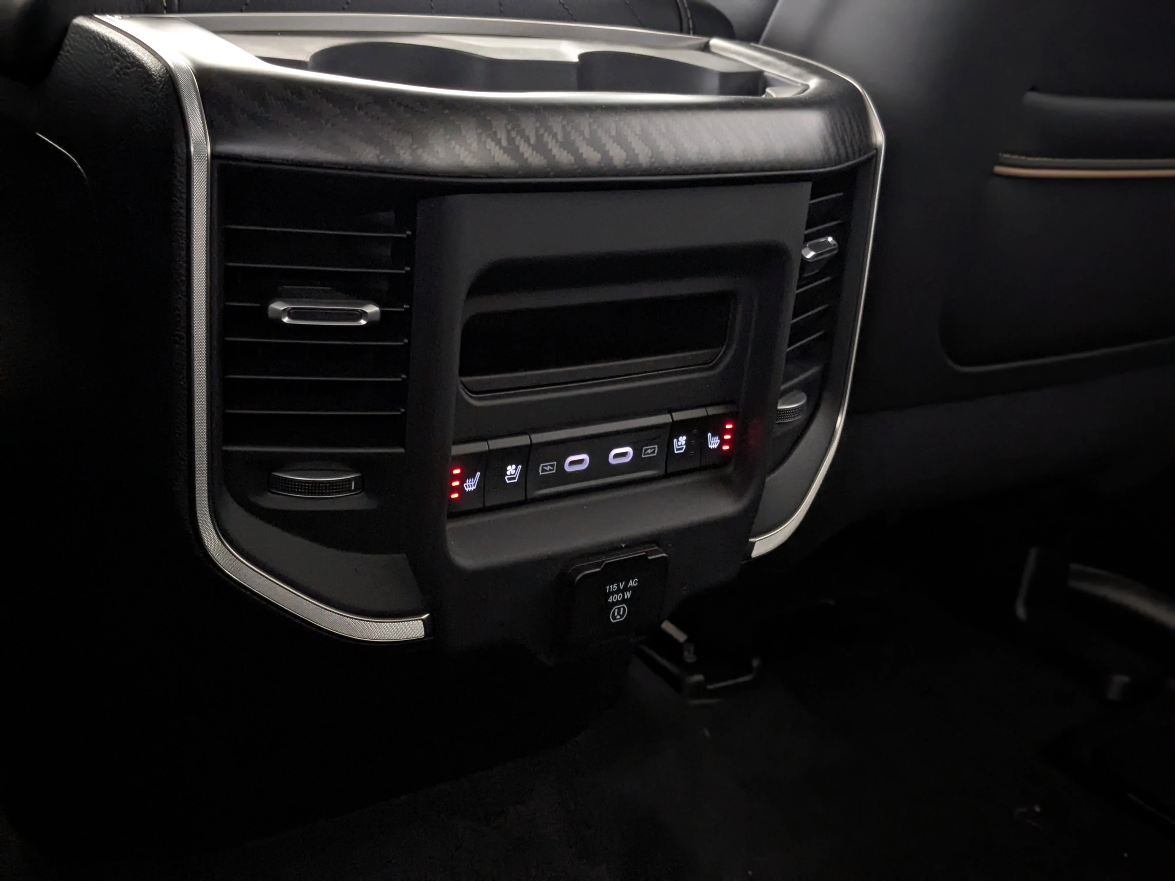 New 2026 White RAM Tungsten - - Hurricane HO Turbo - Multi-Function Tailgate - Prem Lthr - Trailer Brake - 8-Spd Auto image 27