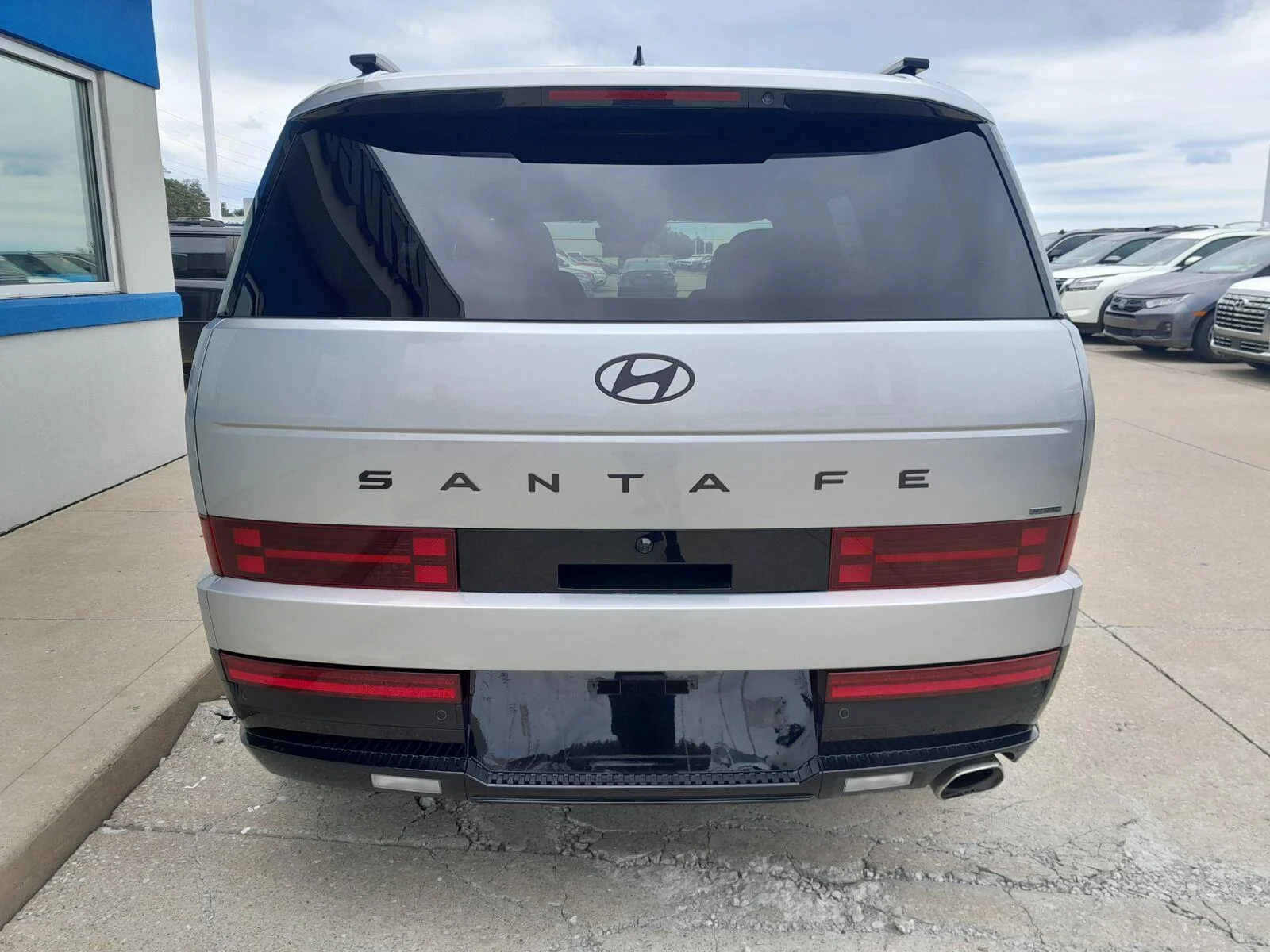 Used 2024 Shimmering Silver Hyundai Calligraphy image 6