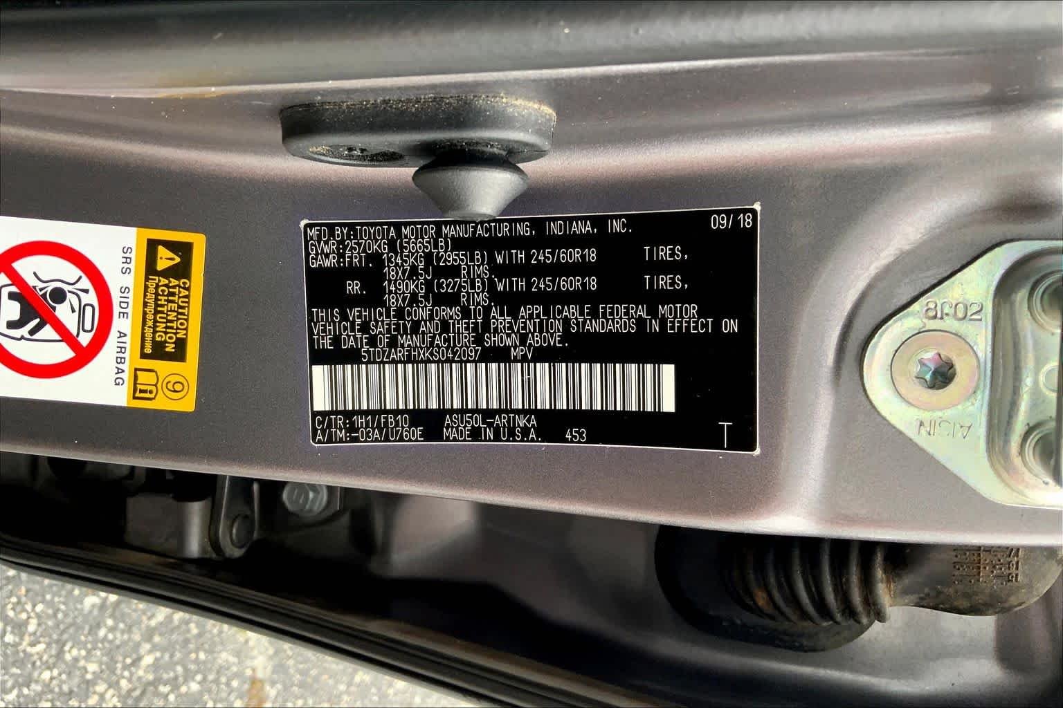 Used 2019 Predawn Gray Mica Toyota LE image 31