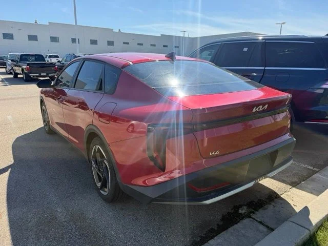 Used 2025 Red Kia EX image 4