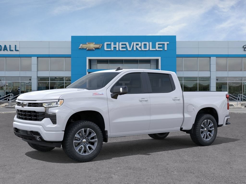 New 2026 Summit White Chevrolet RST image 2