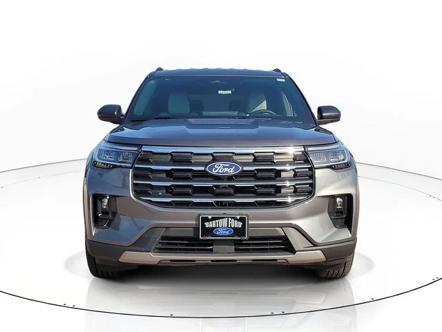 New 2027 Gray Metallic Ford Active image 2