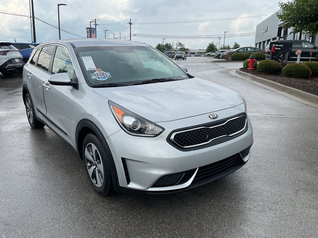 Used 2017 Kia Niro FE with VIN KNDCB3LC2H5043249 for sale in Nicholasville, KY