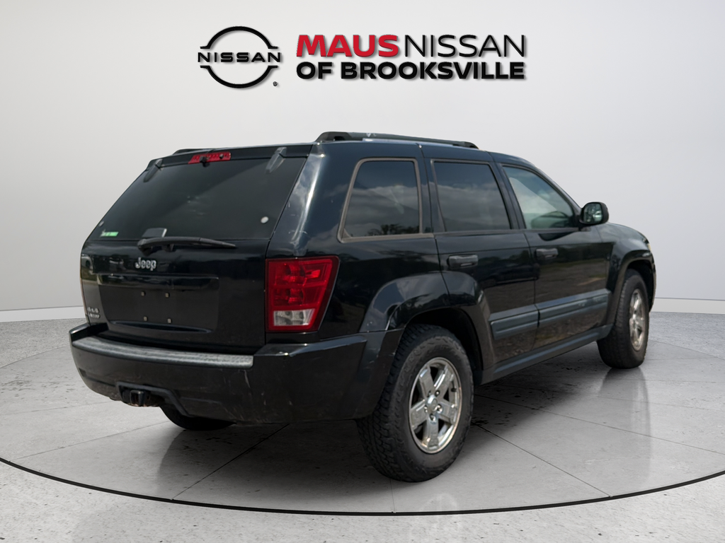 Used 2006 Black Jeep Laredo image 9