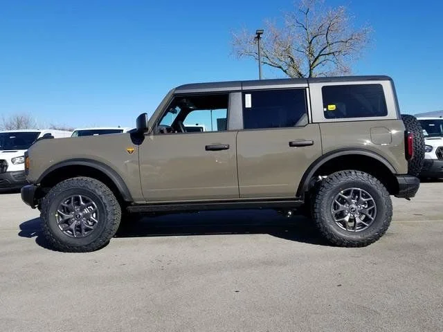 New 2025 Marsh Gray Ford Badlands® image 6