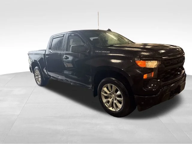 Used 2022 DARK ASH METALLIC Chevrolet Custom image 4