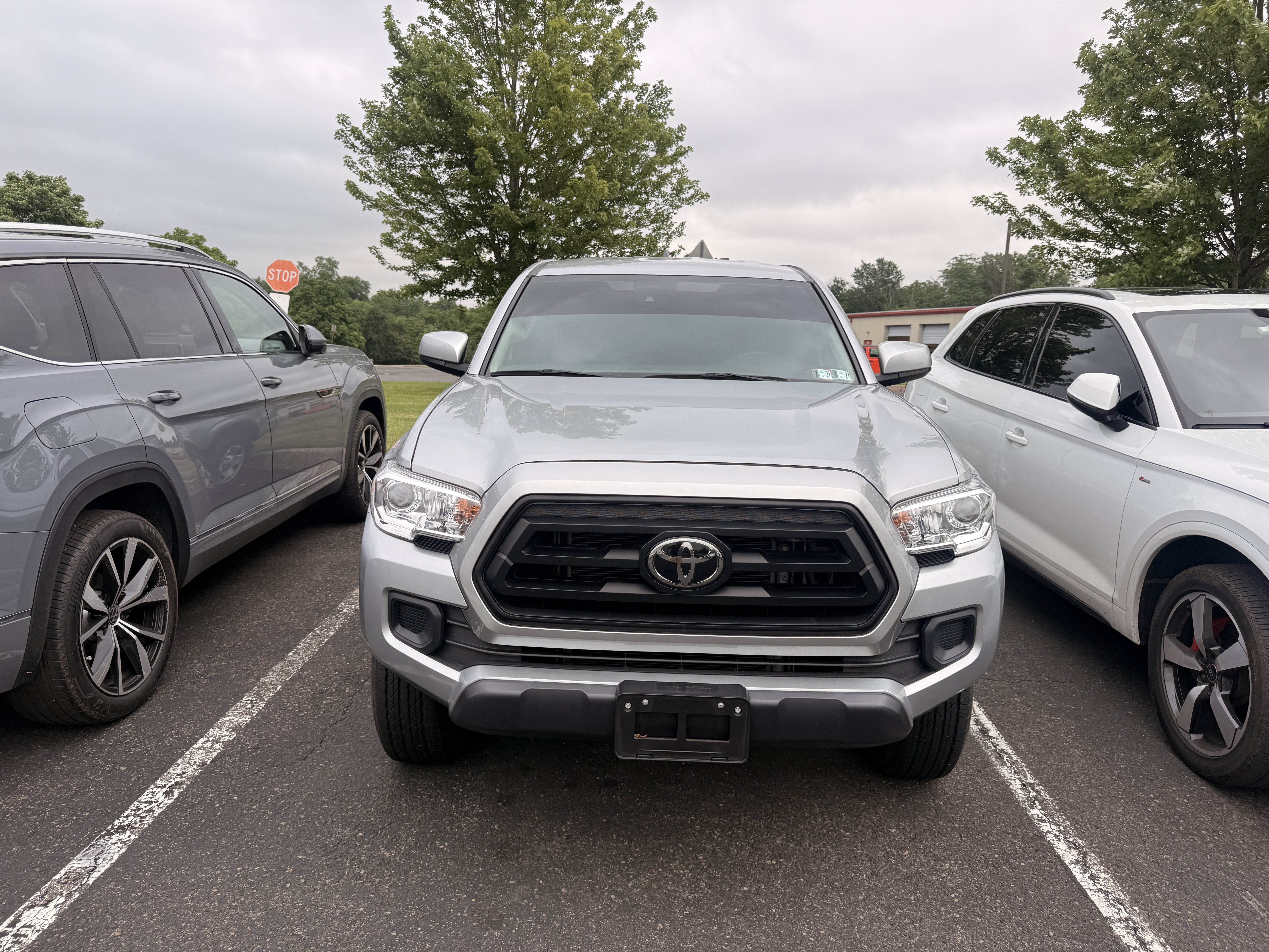Used 2023 Silver Toyota  image 4