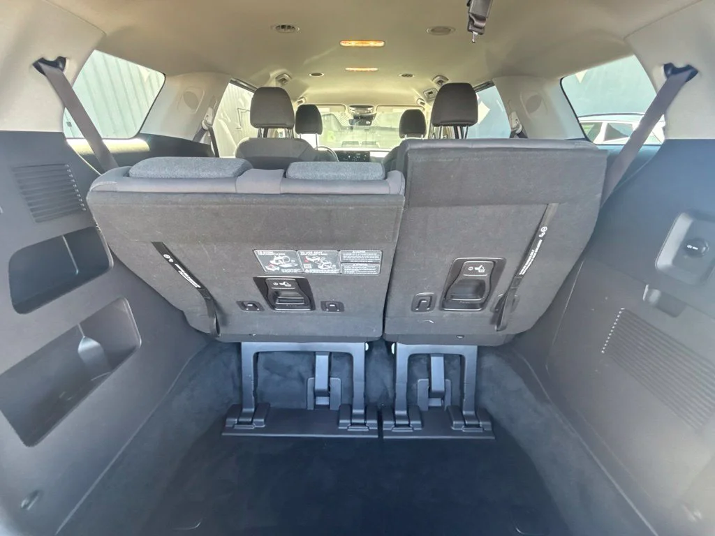 Used 2026 White Kia LX image 20