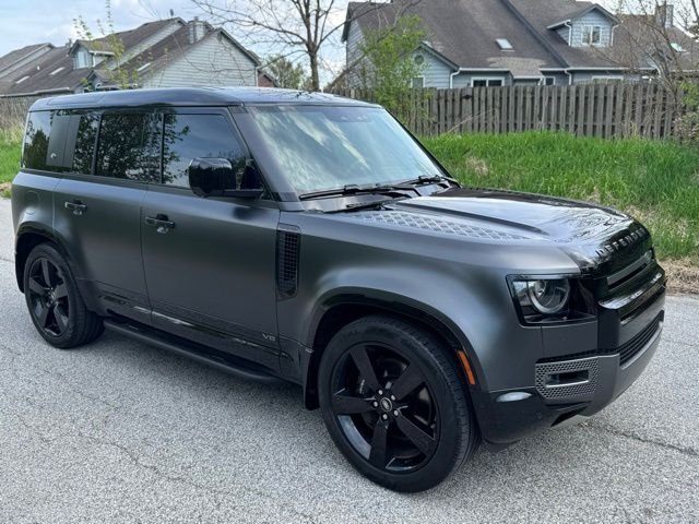Certified Used 2023 Carpathian Gray Premium Metallic Land Rover Carpathian Edition image 4
