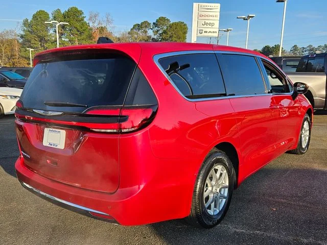 New 2026 Red Hot Pearl-Coat Exterior Paint Chrysler Select image 11