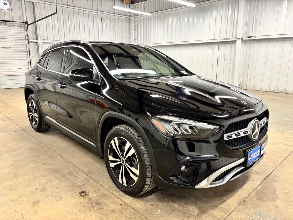 Used 2025 Black Mercedes-Benz GLA 250 image 2