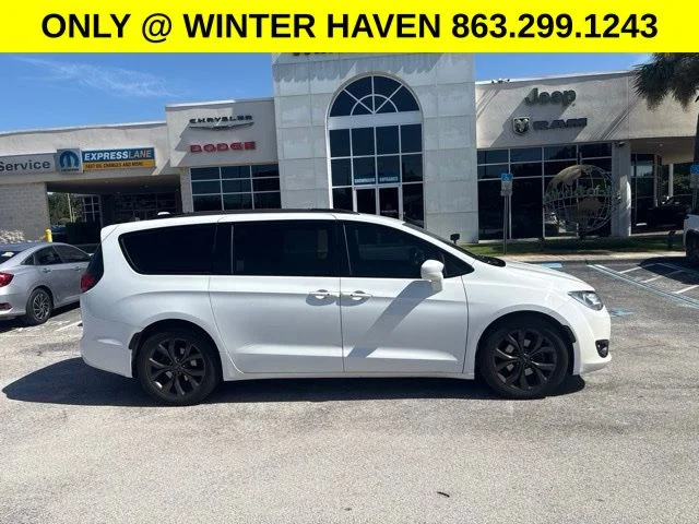 2018 Chrysler Pacifica Touring L