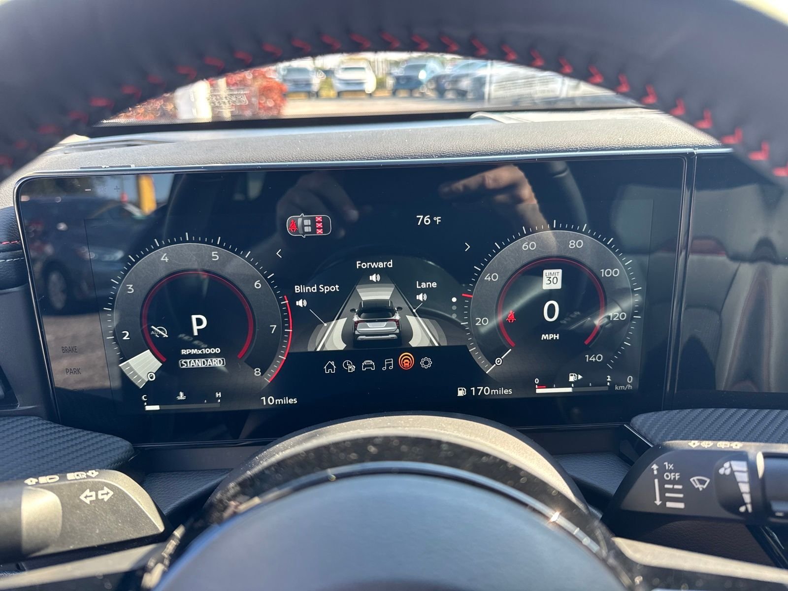 New 2026 Nissan Kicks SR 4D Sport Utility