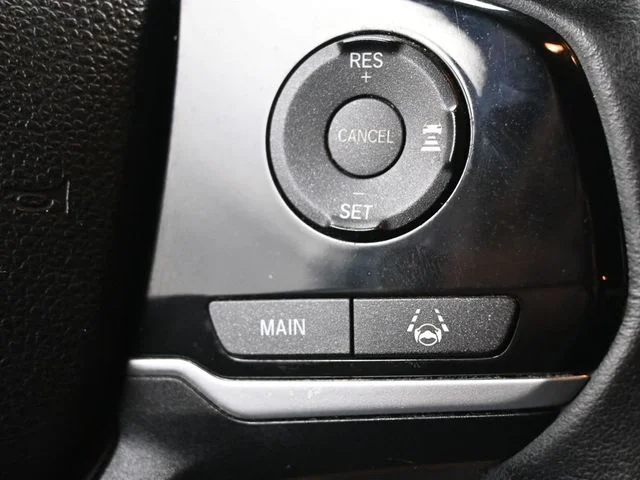 Used 2019 Silver Honda EX-L image 20