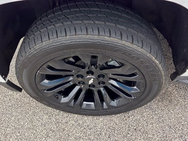 Used 2018 White Chevrolet LS image 18