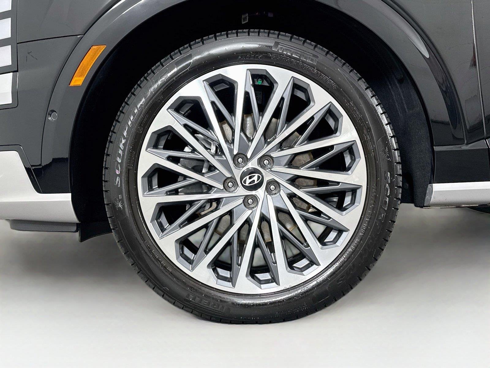 Used 2026 Abyss Black Pearl Hyundai Calligraphy image 46