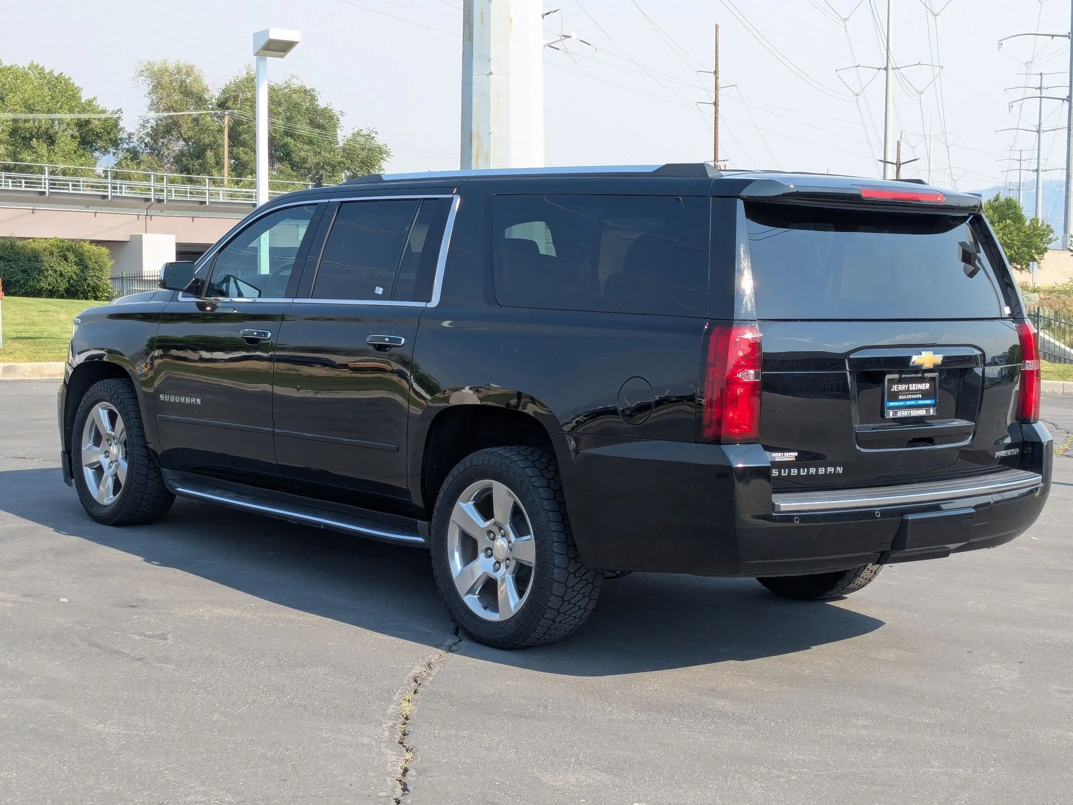 Used 2020 Black Chevrolet Premier image 4