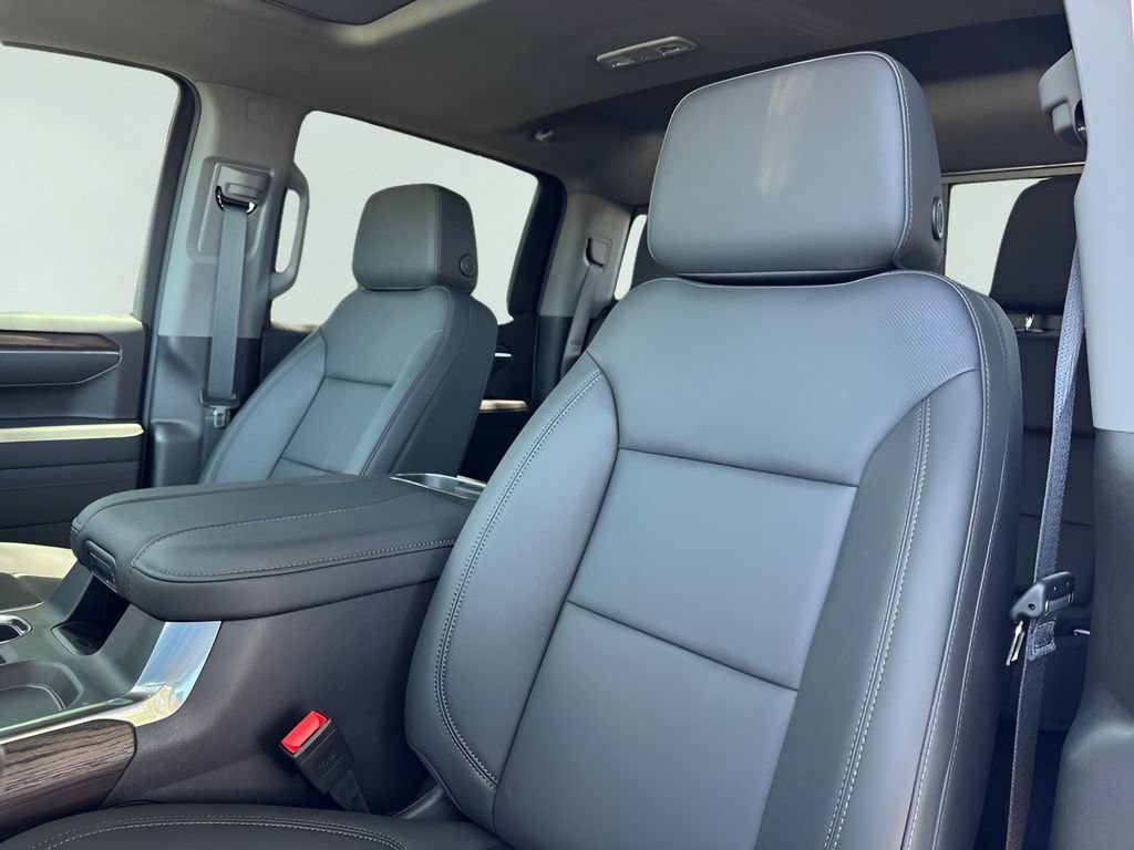 2026 GMC Sierra 1500 SLT - Photo 6