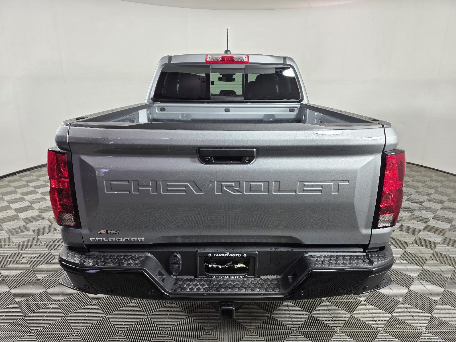 2026 Chevrolet Colorado Trail Boss - Photo 4