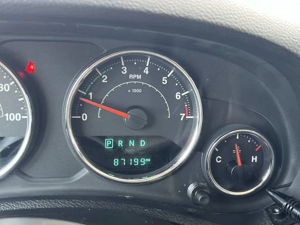 Used 2017 Gray Jeep Sport 4x4 image 15