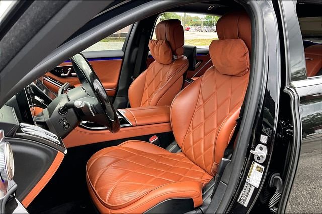 Used 2024 Brown Mercedes-Benz Maybach S 580 image 15