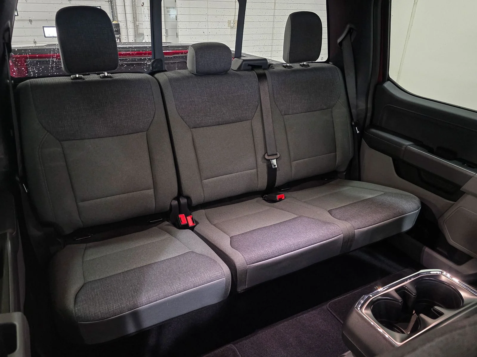New 2026 Ruby Red Metallic Tinted Clearcoat Ford XLT image 22