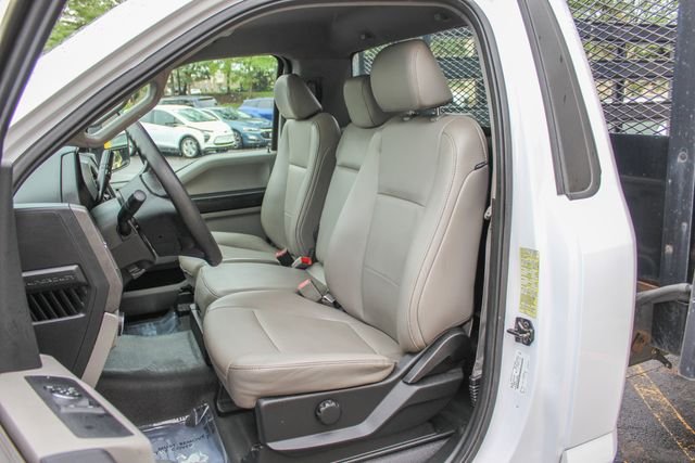 Used 2019 White Ford XL image 17