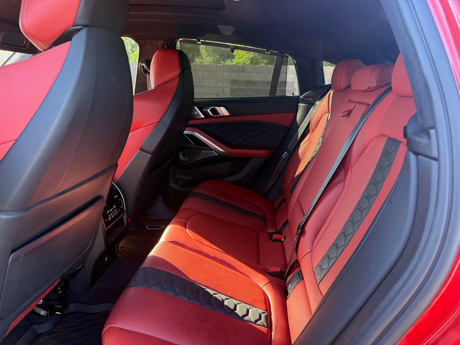 Used 2021 Toronto Red Metallic BMW Base image 9
