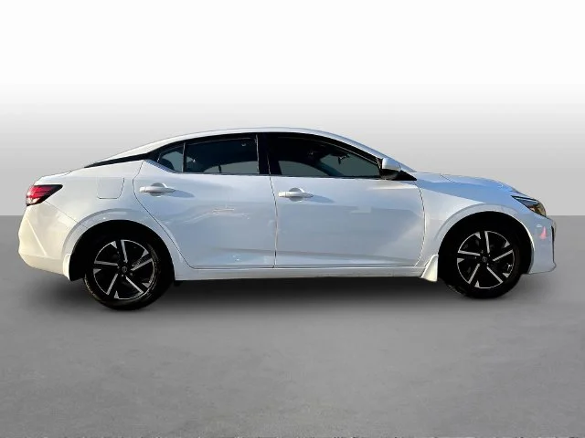 Used 2025 White Nissan SV image 9