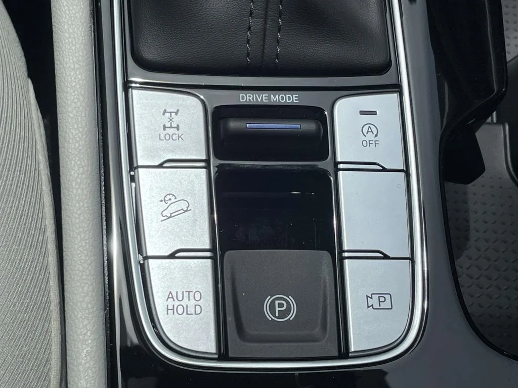 New 2026 Gray Hyundai SEL image 30