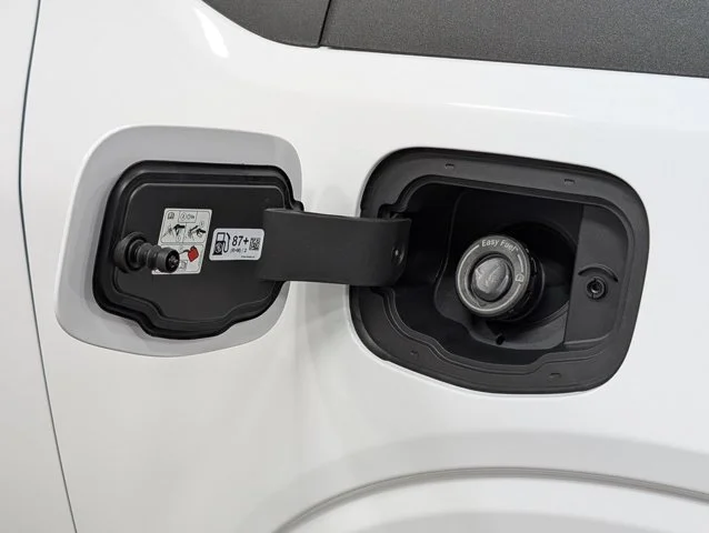 New 2026 Oxford White Ford XLT image 54