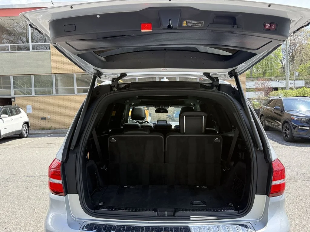 Used 2018 Tenorite Gray Metallic Mercedes-Benz GLS 450 image 32