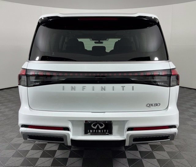 New 2027 White INFINITI LUXE image 5