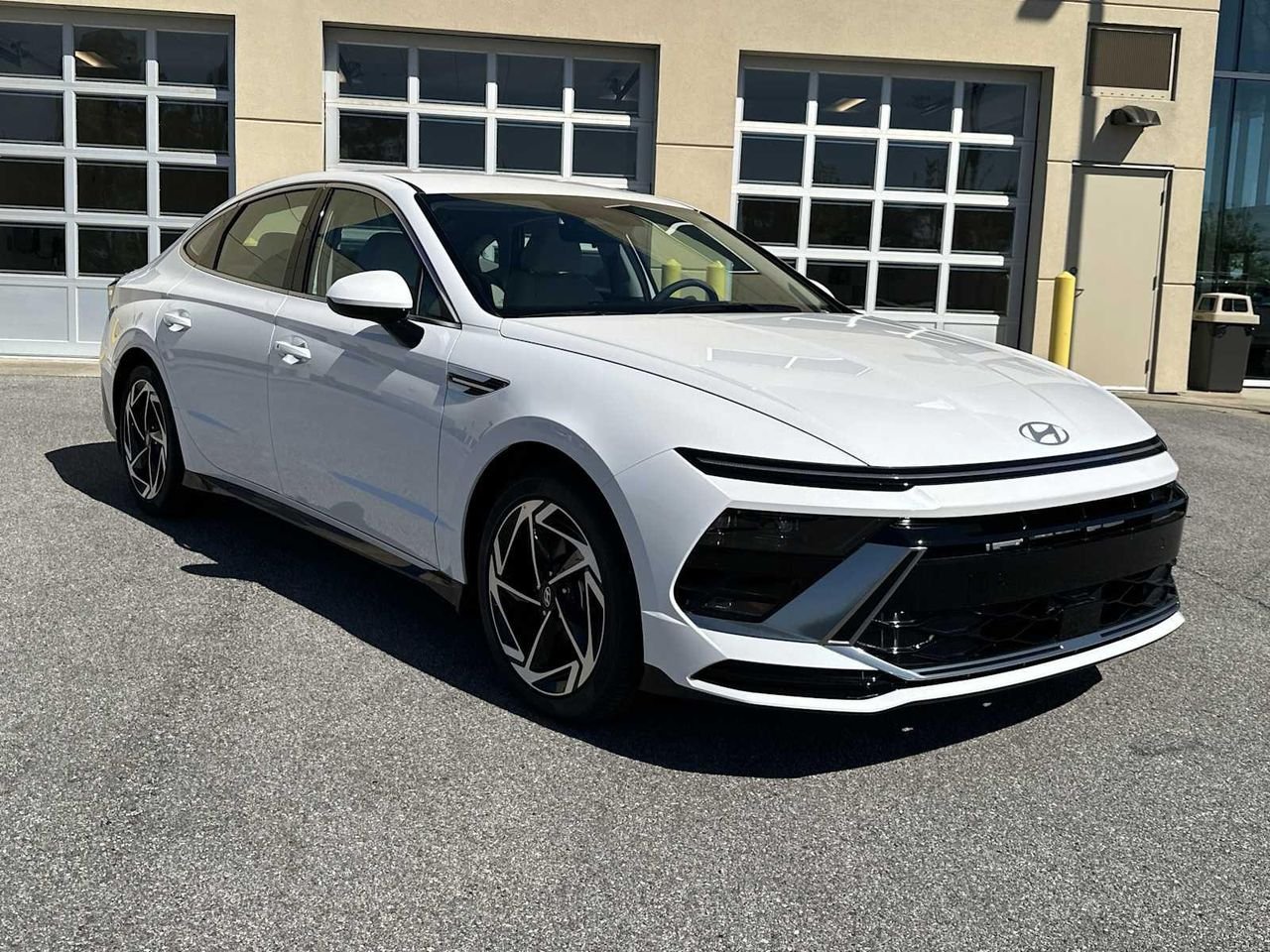 2026 Hyundai Sonata SEL AWD's photo