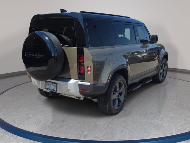 Certified Used 2025 Gondwana Stone Metallic Land Rover S image 6