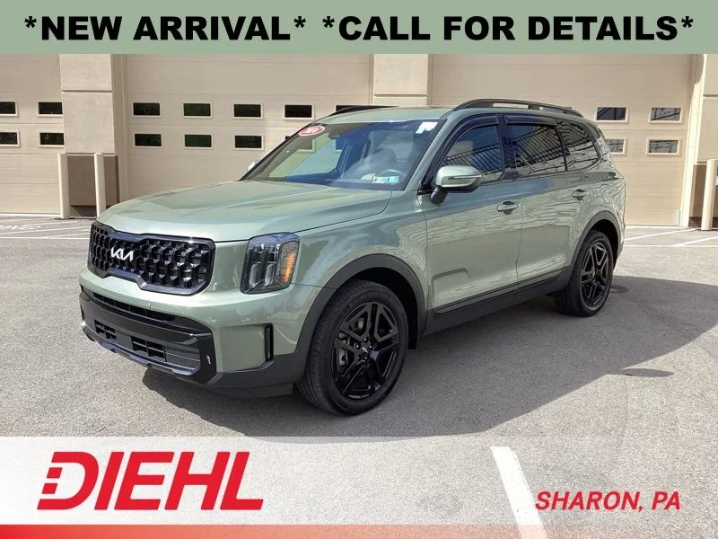 Used 2024 Green Kia EX X-Line image 3